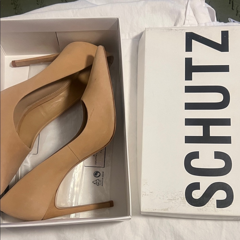 SCHUTZ Tan Women's Heels